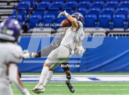 Thumbnail 1 in Boerne vs LBJ Austin (UIL 4A D1 Regional Semifinals) photogallery.