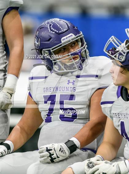Thumbnail 3 in Boerne vs LBJ Austin (UIL 4A D1 Regional Semifinals) photogallery.