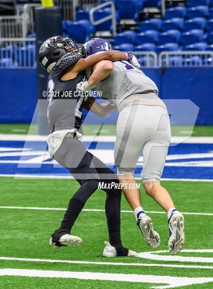 Thumbnail 1 in Boerne vs LBJ Austin (UIL 4A D1 Regional Semifinals) photogallery.