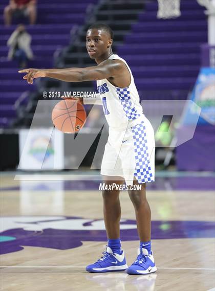 Thumbnail 1 in Sanford vs. Vashon (City of Palms Classic) photogallery.
