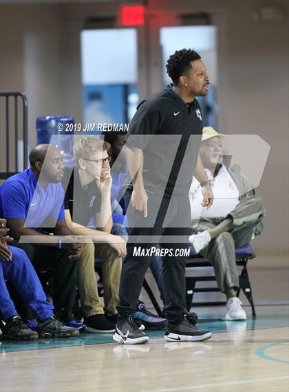 Thumbnail 3 in Sanford vs. Vashon (City of Palms Classic) photogallery.