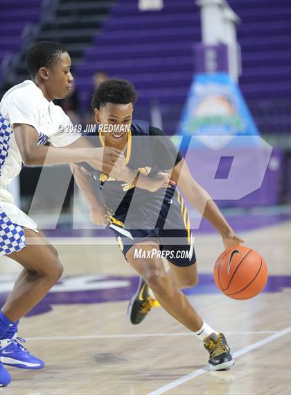 Thumbnail 2 in Sanford vs. Vashon (City of Palms Classic) photogallery.