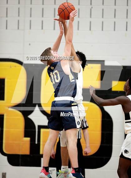 Thumbnail 3 in Keller vs Fossil Ridge photogallery.