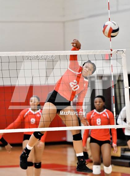 Thumbnail 2 in Marist @ Homewood-Flossmoor photogallery.