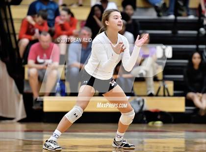 Thumbnail 2 in Marist @ Homewood-Flossmoor photogallery.