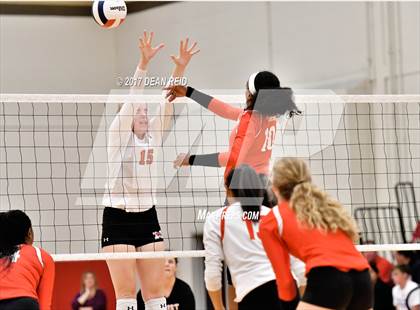 Thumbnail 2 in Marist @ Homewood-Flossmoor photogallery.