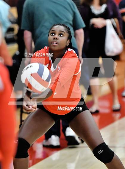Thumbnail 3 in Marist @ Homewood-Flossmoor photogallery.