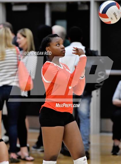 Thumbnail 3 in Marist @ Homewood-Flossmoor photogallery.
