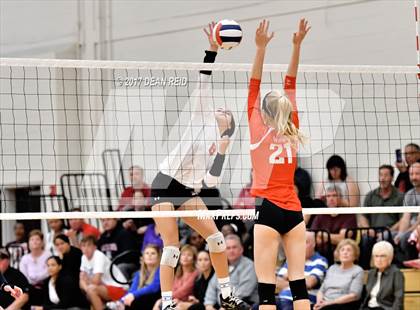 Thumbnail 1 in Marist @ Homewood-Flossmoor photogallery.