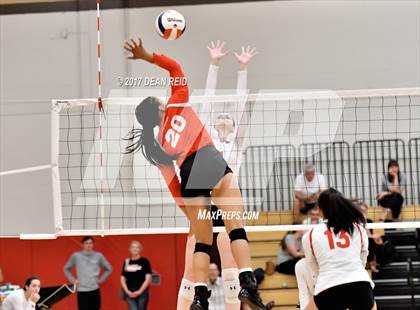Thumbnail 2 in Marist @ Homewood-Flossmoor photogallery.