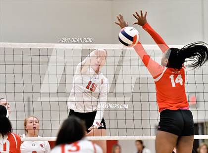 Thumbnail 2 in Marist @ Homewood-Flossmoor photogallery.