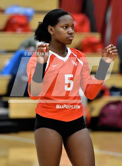 Thumbnail 2 in Marist @ Homewood-Flossmoor photogallery.