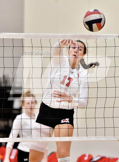 Thumbnail 3 in Marist @ Homewood-Flossmoor photogallery.