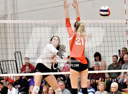 Thumbnail 2 in Marist @ Homewood-Flossmoor photogallery.