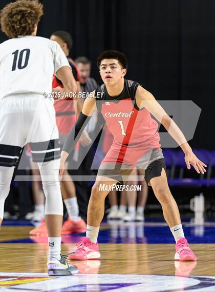 Thumbnail 1 in Central vs Mountain Pointe (AIA 5A Final) photogallery.