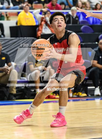 Thumbnail 2 in Central vs Mountain Pointe (AIA 5A Final) photogallery.