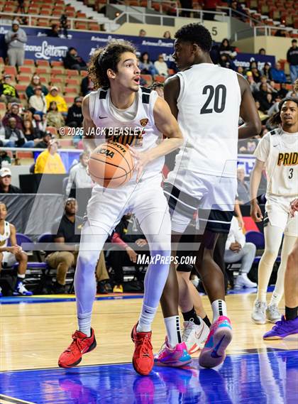 Thumbnail 1 in Central vs Mountain Pointe (AIA 5A Final) photogallery.