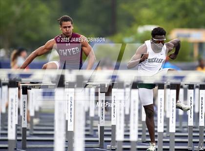 Thumbnail 3 in FHSAA 4A Finals (100 Meter Hurdles) photogallery.