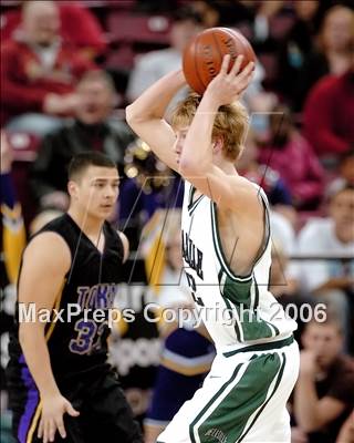 Thumbnail 1 in Tokay vs. De La Salle (CIF NorCal D1 Final) photogallery.