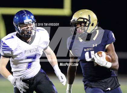 Thumbnail 2 in Lampeter-Strasburg @ Bishop McDevitt (PIAA 4A 1st Round Playoff) photogallery.