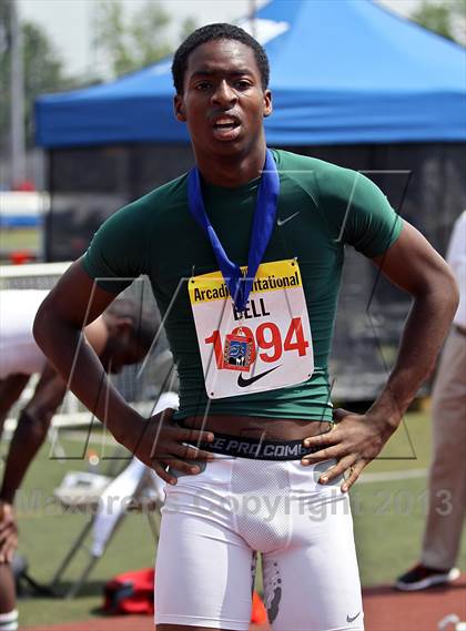 Thumbnail 2 in Arcadia Invitational (300 M Hurdles) photogallery.