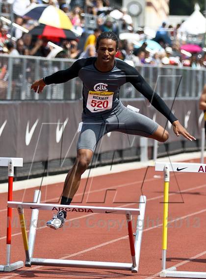 Thumbnail 2 in Arcadia Invitational (300 M Hurdles) photogallery.