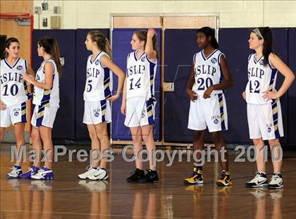 Thumbnail 3 in Comsewogue @ Islip photogallery.