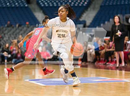 Thumbnail 2 in Duncanville vs. Cypress Ranch (UIL 6A Final) photogallery.