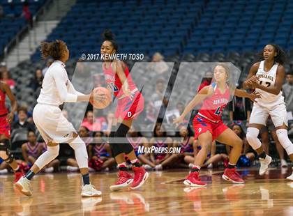 Thumbnail 2 in Duncanville vs. Cypress Ranch (UIL 6A Final) photogallery.