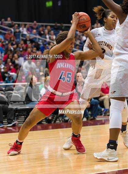 Thumbnail 1 in Duncanville vs. Cypress Ranch (UIL 6A Final) photogallery.