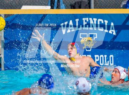Thumbnail 1 in Esperanza @ Valencia photogallery.