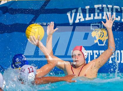 Thumbnail 3 in Esperanza @ Valencia photogallery.