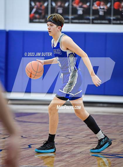 Thumbnail 3 in North Hopkins vs Brazos Christian (Cotton Christmas Classic) photogallery.