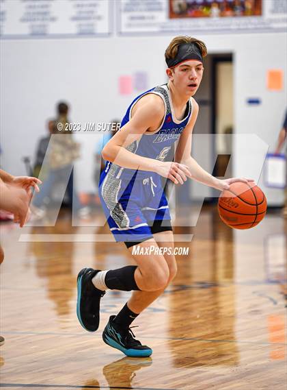 Thumbnail 1 in North Hopkins vs Brazos Christian (Cotton Christmas Classic) photogallery.
