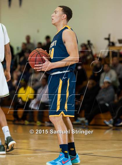 Thumbnail 1 in Long Beach Poly vs. Gregori (Modesto Christian Holiday Hoops Classic) photogallery.