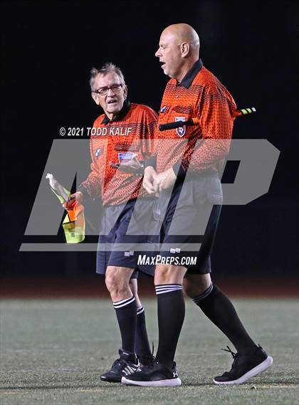 Thumbnail 3 in Griswold vs. Canton (CIAC Class S Semifinal) photogallery.