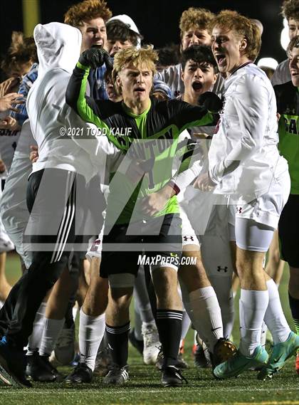 Thumbnail 3 in Griswold vs. Canton (CIAC Class S Semifinal) photogallery.