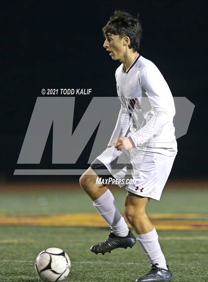 Thumbnail 2 in Griswold vs. Canton (CIAC Class S Semifinal) photogallery.