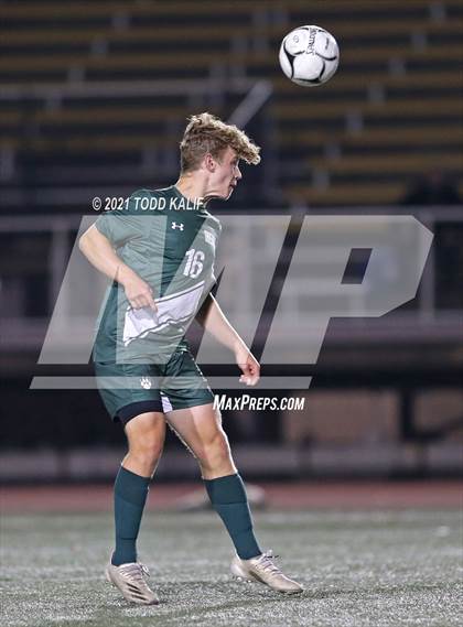 Thumbnail 1 in Griswold vs. Canton (CIAC Class S Semifinal) photogallery.