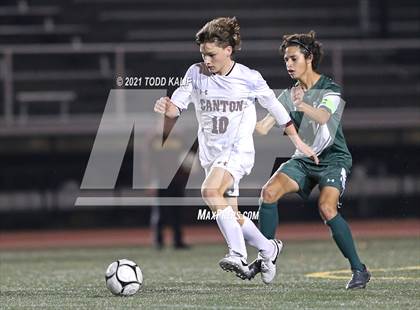 Thumbnail 3 in Griswold vs. Canton (CIAC Class S Semifinal) photogallery.