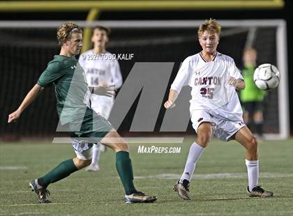 Thumbnail 1 in Griswold vs. Canton (CIAC Class S Semifinal) photogallery.