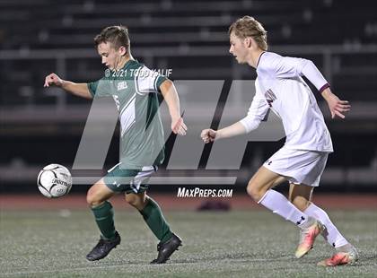 Thumbnail 1 in Griswold vs. Canton (CIAC Class S Semifinal) photogallery.