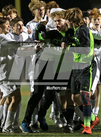 Thumbnail 2 in Griswold vs. Canton (CIAC Class S Semifinal) photogallery.