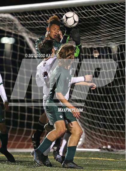 Thumbnail 1 in Griswold vs. Canton (CIAC Class S Semifinal) photogallery.
