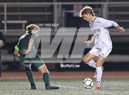 Thumbnail 2 in Griswold vs. Canton (CIAC Class S Semifinal) photogallery.