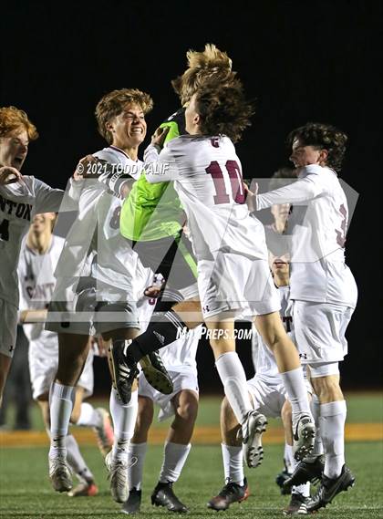 Thumbnail 2 in Griswold vs. Canton (CIAC Class S Semifinal) photogallery.