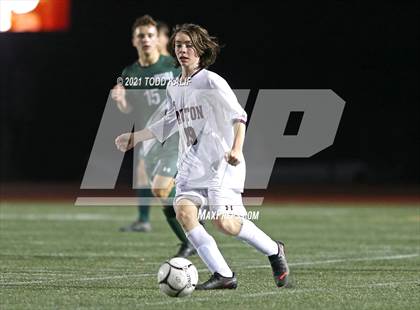 Thumbnail 2 in Griswold vs. Canton (CIAC Class S Semifinal) photogallery.