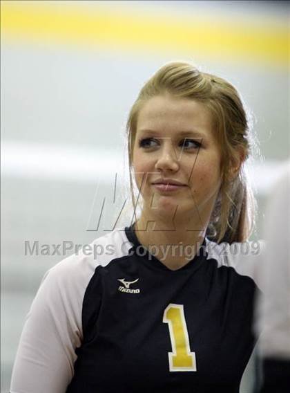 Thumbnail 2 in Alvarado @ Crandall photogallery.