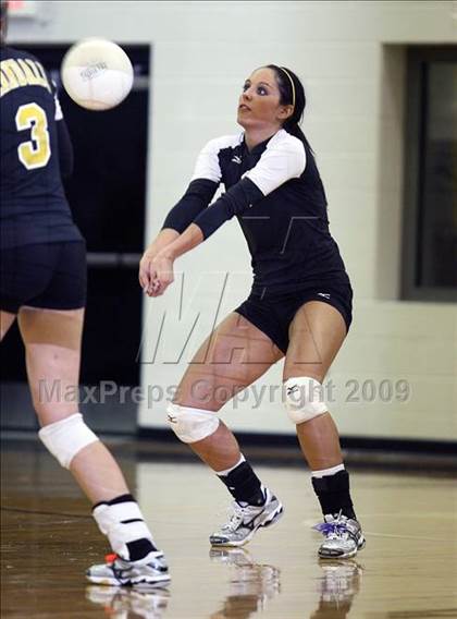 Thumbnail 2 in Alvarado @ Crandall photogallery.