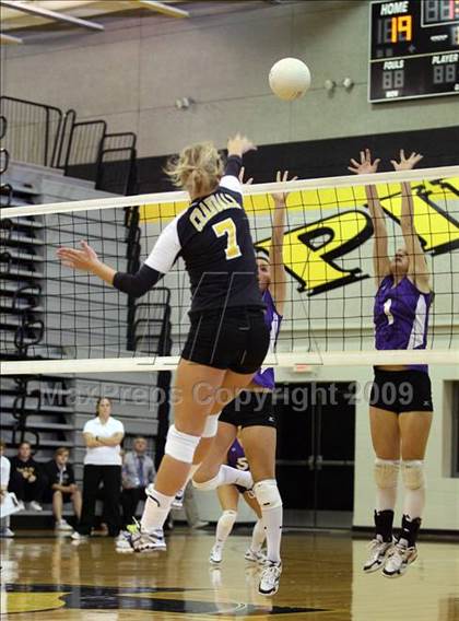 Thumbnail 1 in Alvarado @ Crandall photogallery.